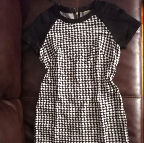 Black and white houndstooth dress - Picture 1 of 3